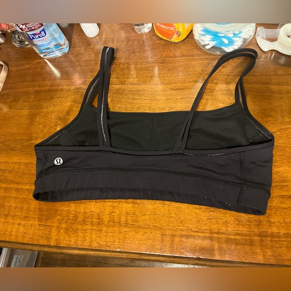 Lululemon sports bra - Picture 2 of 3
